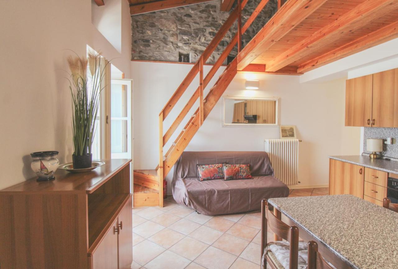 La Casa Del Porto Apartment โดมาโซ ภายนอก รูปภาพ
